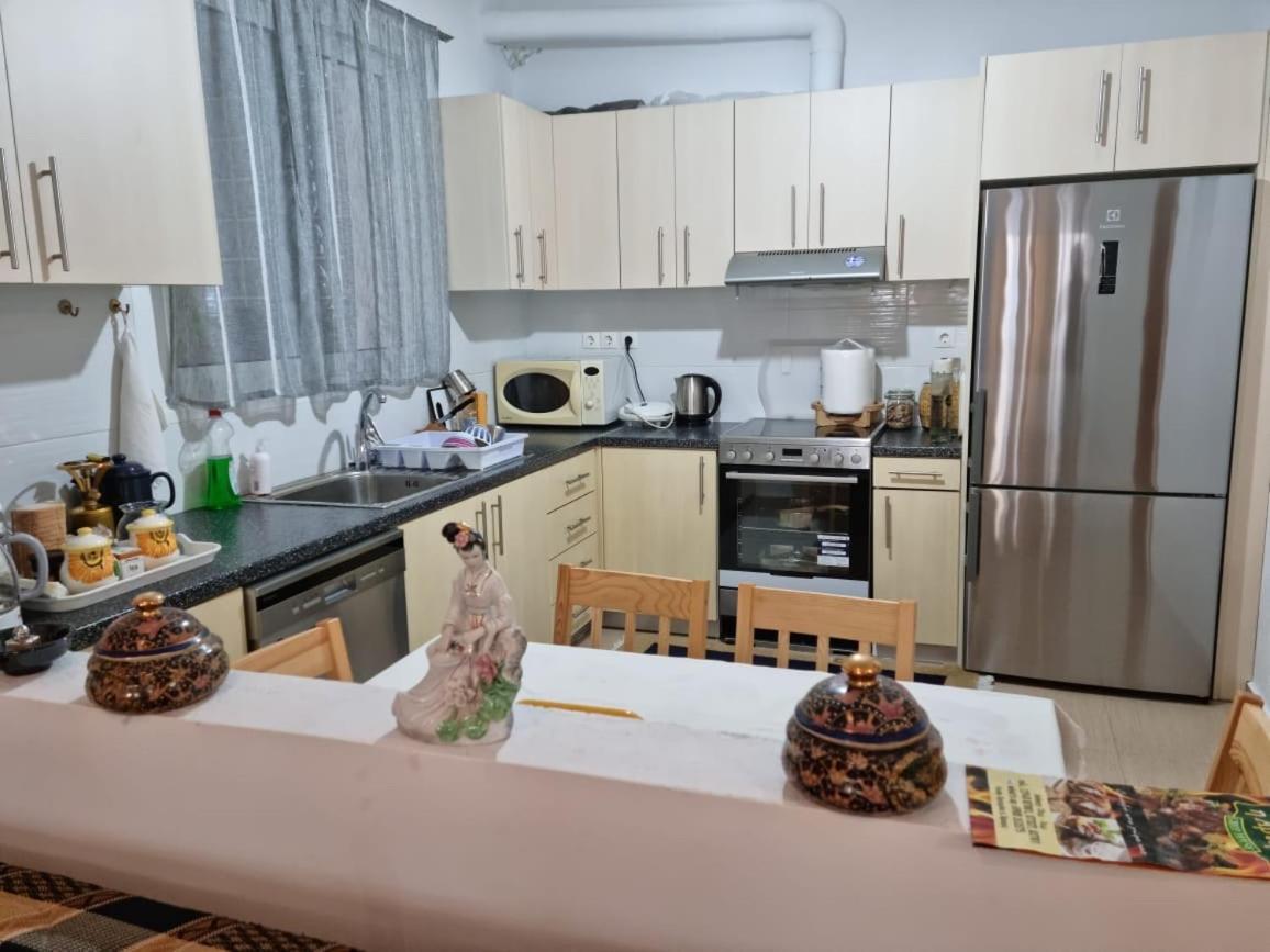 Lirika'S Airport House Διαμέρισμα Αρτέμιδα Εξωτερικό φωτογραφία