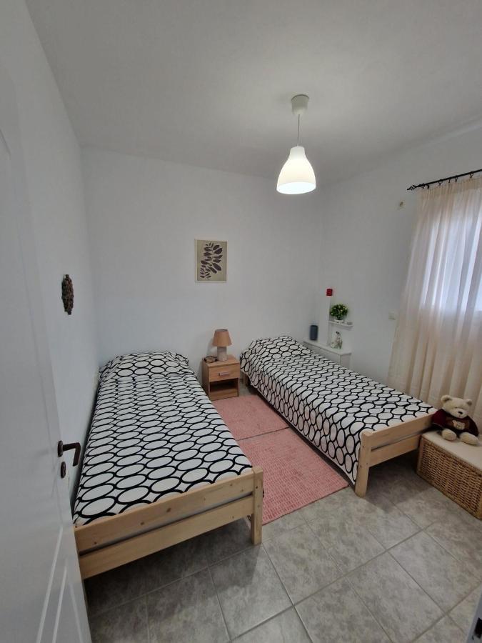 Lirika'S Airport House Διαμέρισμα Αρτέμιδα Εξωτερικό φωτογραφία